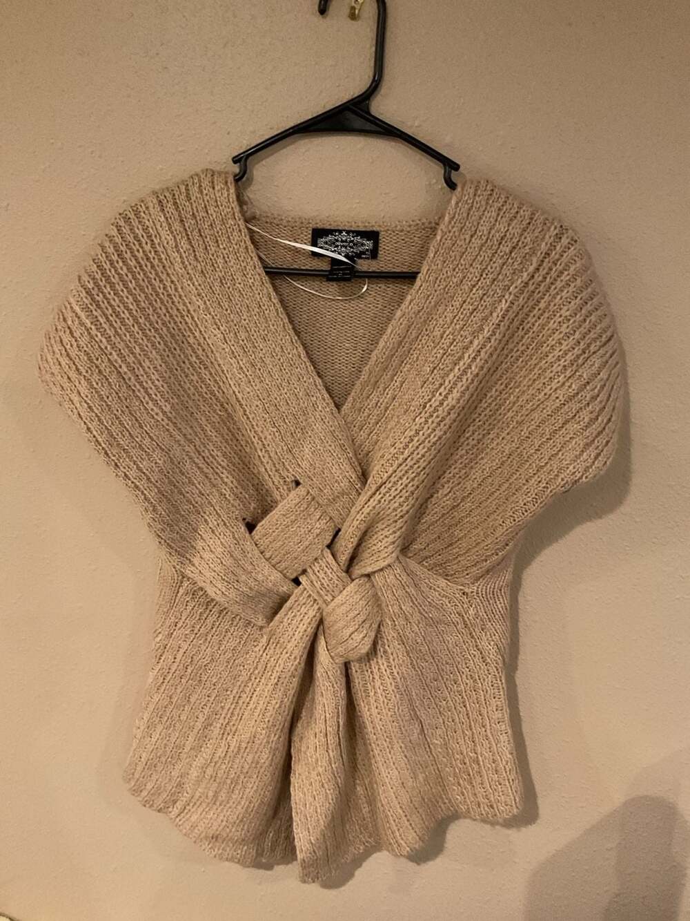 Divided H&M Tan Chunky Knit V-Neck Woven Knot Front Sweater Vest Size M